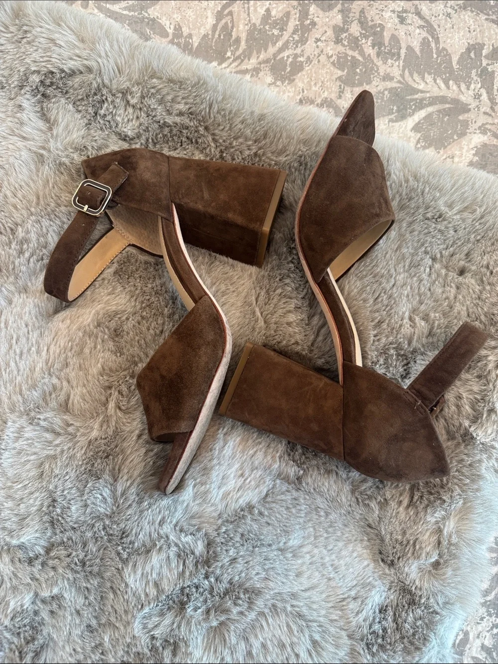 ANTONIO MELANI elegant brown